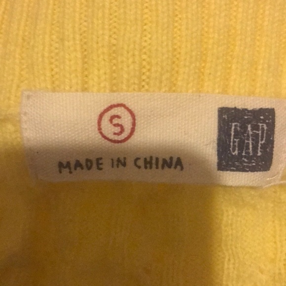 Gap sweater - Picture 2 of 2